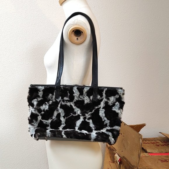 faux fur tote/purse by Rob Ference Los Angeles - Picture 7 of 10